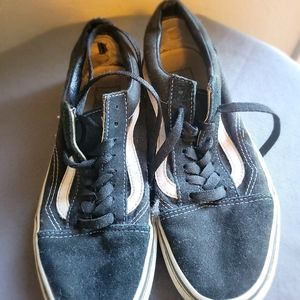 Black vans